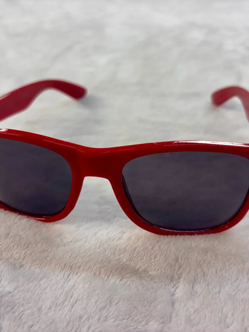 Washington FCCLA Red Sunglasses --- Great Condition!!